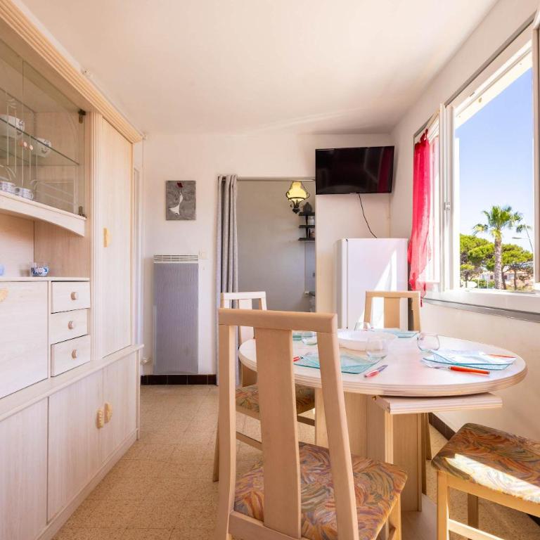 Escapade Plage A Deux Pas de la Mer - Apartment - 9