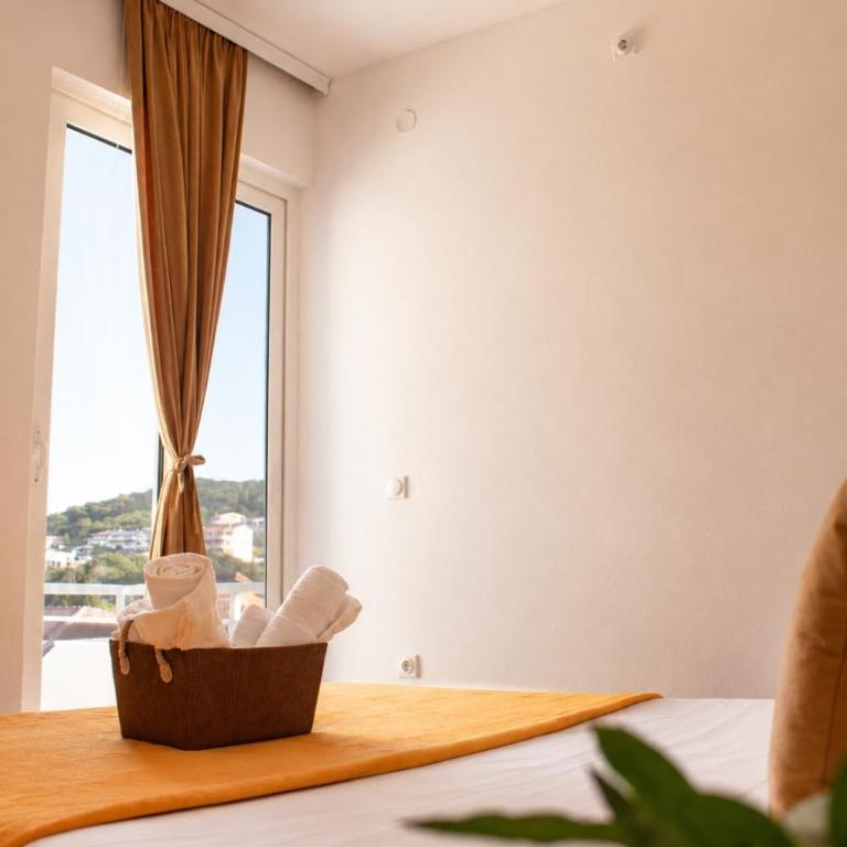 Apartments Katana - Familiensuite mit Balkon - 8