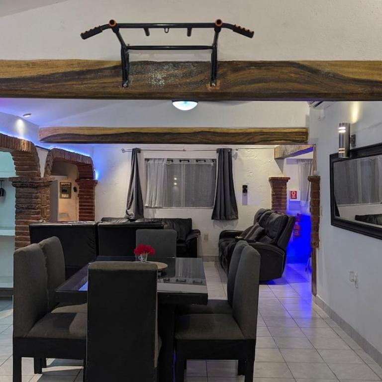 Unique Location Spacious Apartment in Zona Romántica - Apartamento de 3 dormitorios - 2
