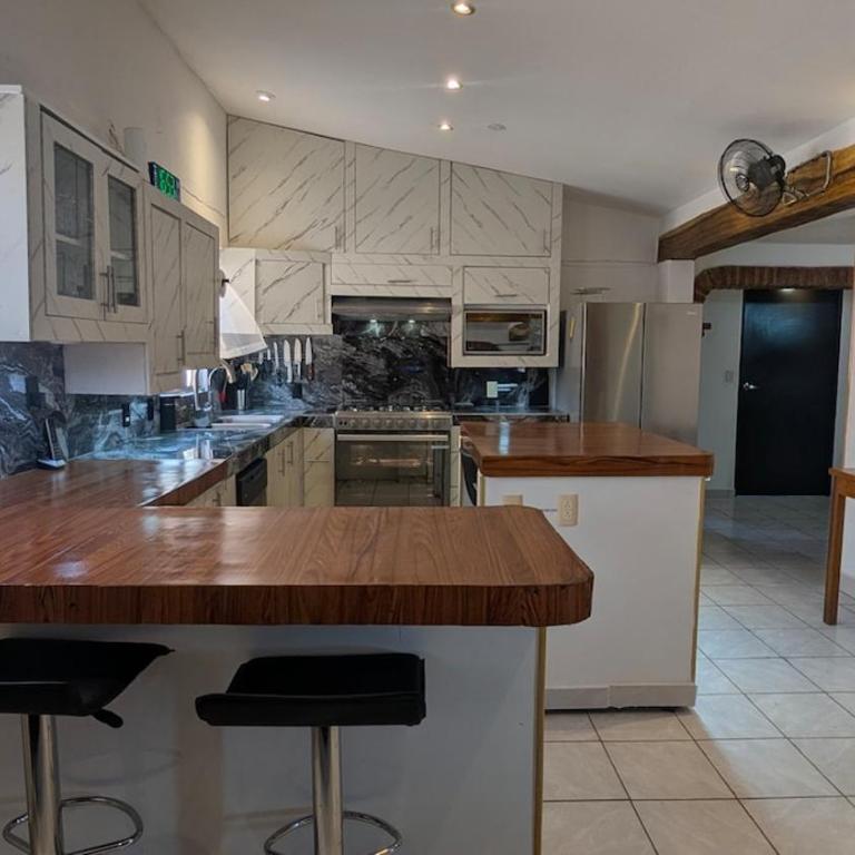 Unique Location Spacious Apartment in Zona Romántica - Apartamento de 3 dormitorios - 34