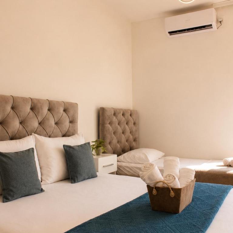 Apartments Katana - Familiensuite mit Balkon - 4