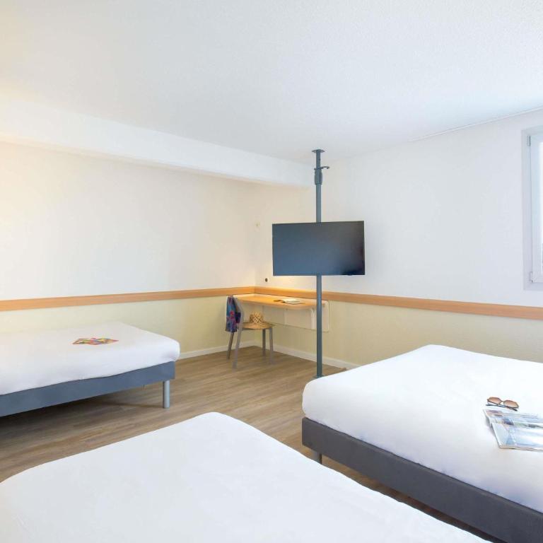 Ibis Budget Fréjus St Raphaël centre plages gare TGV - Chambre Familiale - 2