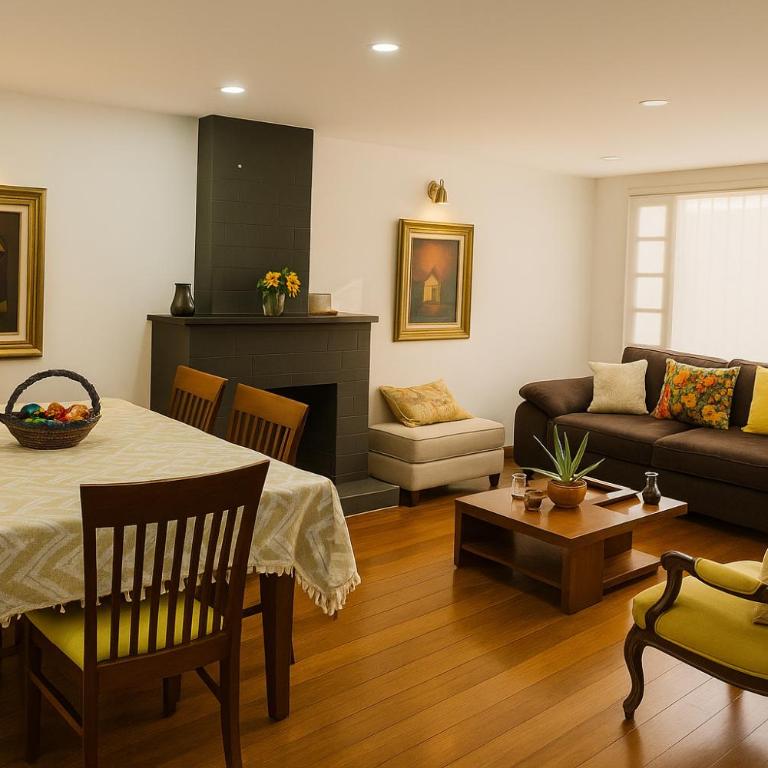 Corferias-Embajada Suites - Double Room with Private Bathroom - 2