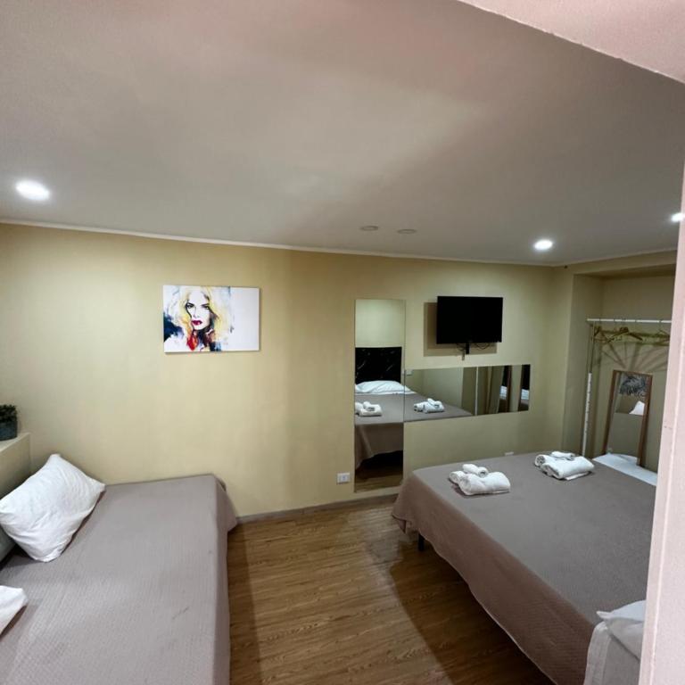 Plebiscito House I - Two-Bedroom House - 18