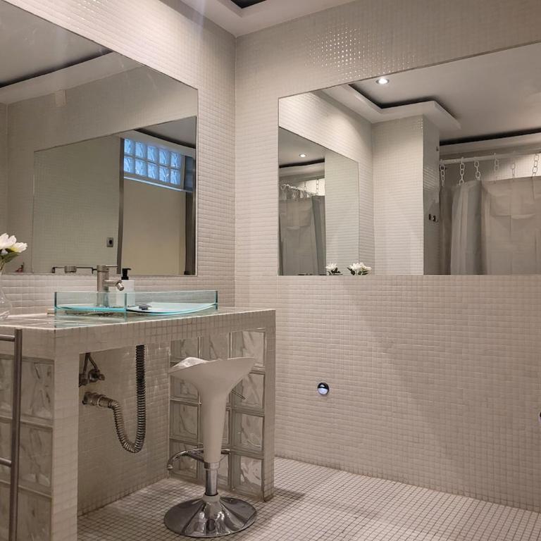 Exclusive studio next to Gran Vía with a jacuzzi - Apartamento de 1 dormitorio - 3
