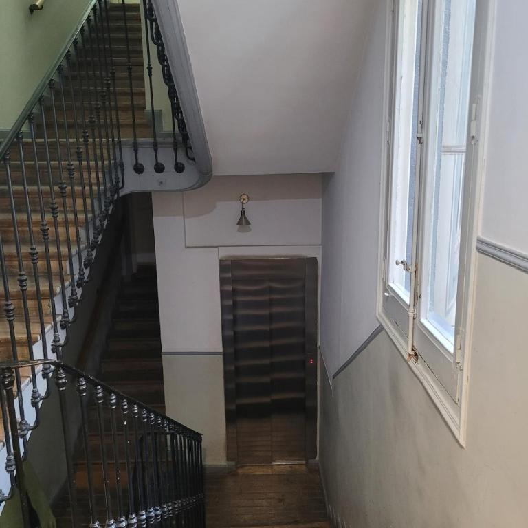Exclusive studio next to Gran Vía with a jacuzzi - Apartamento de 1 dormitorio - 13