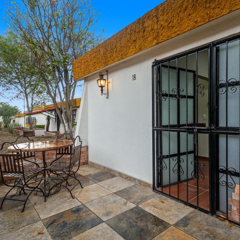 Style and Adventure in SMA Family Home - Villa de 3 dormitorios - 1