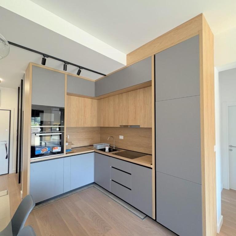 Luxury 2BR Sea View & Garage & Twin Towers Becici - Appartement 2 Chambres avec Terrasse et Vue sur la Mer - 18