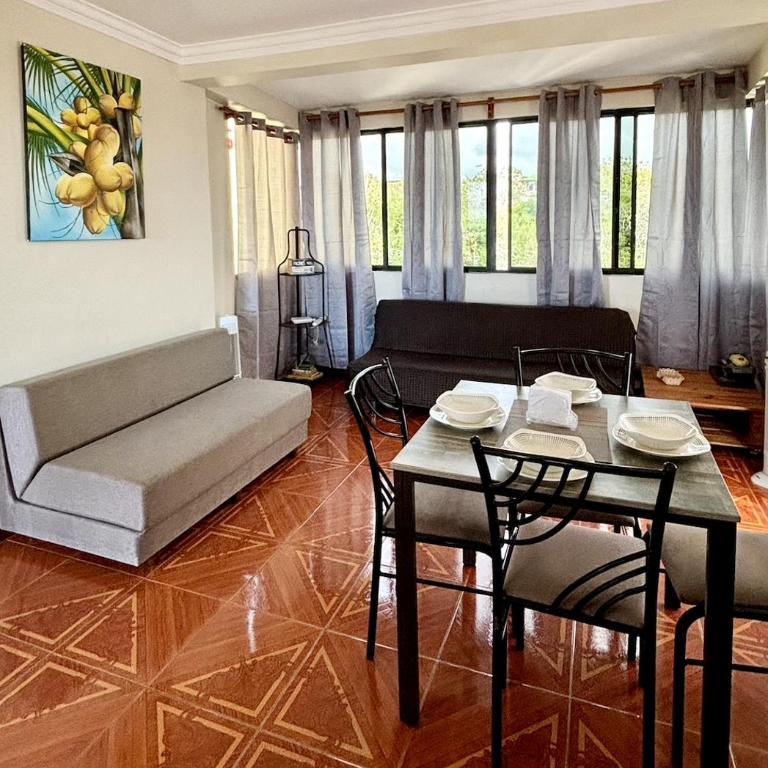 Stay With Islanders! - One-Bedroom Apartment with Balcony and Sea View - 3
