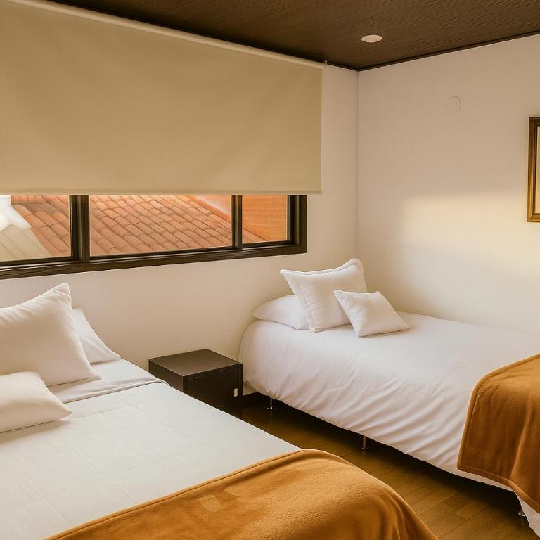 Corferias-Embajada Suites - Triple Room with Private Bathroom - 4