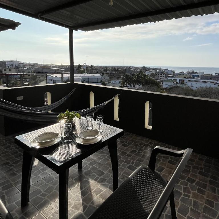 Stay With Islanders! - One-Bedroom Apartment with Balcony and Sea View - 17