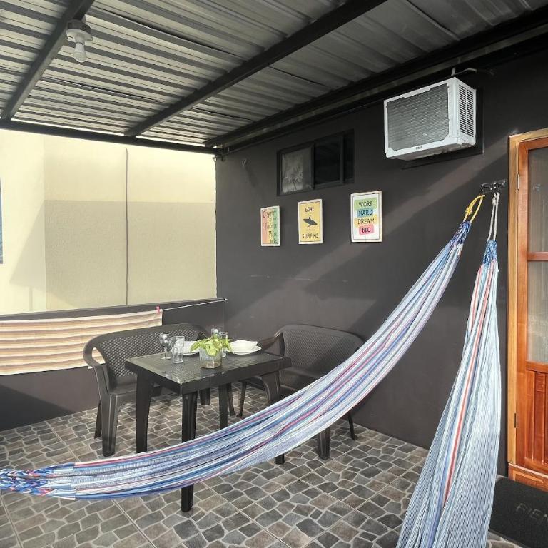 Stay With Islanders! - One-Bedroom Apartment with Balcony and Sea View - 15