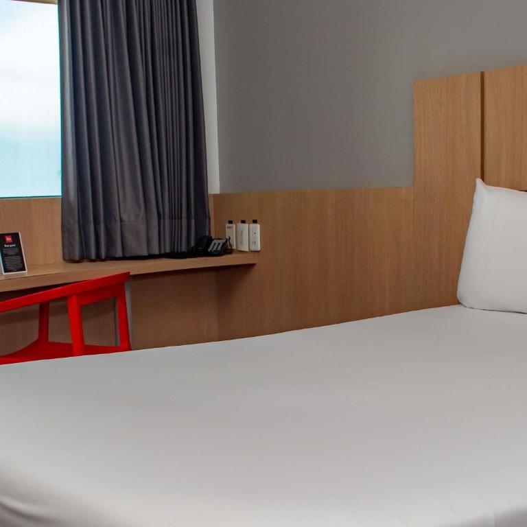 ibis Cartagena Marbella - Standard Room with Double Bed and Sea View - 1
