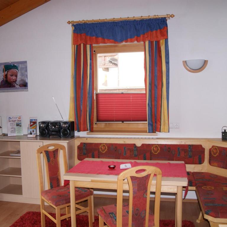 Ferienhaus Artho - Apartment mit Blick auf die Berge - 9