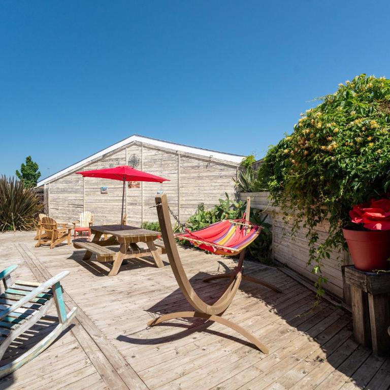 Maison familiale style loft à Biscarrosse - 10 personnes, piscin - FR-1-319-563 - Villa - 32