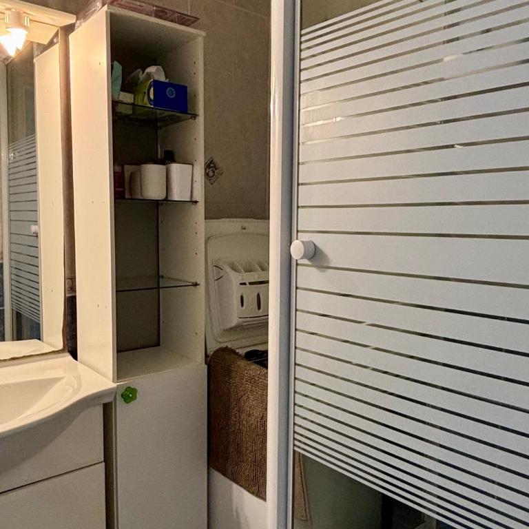 Studio cabine vue mer, parking sécurisé - pers. - FR-1-748-38 - Apartment - 14