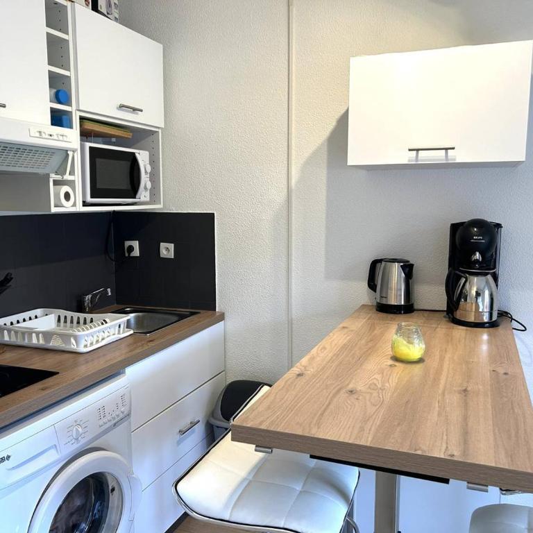Studio climatisé à 200m de la plage, 4 couchages - FR-1-251-913 - Appartement - 9