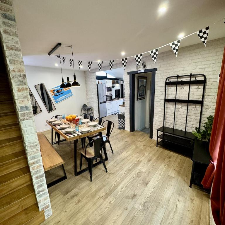 24H Legend - House 10 People With Private Terrace - Maison 4 Chambres - 100