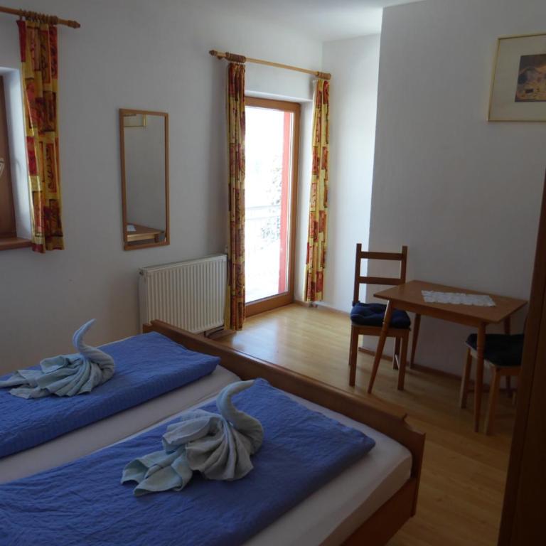 Birnhornblick - Three-Bedroom Apartment - 2