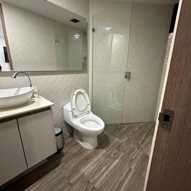 Laureles de lujo - Two-Bedroom Apartment - 23