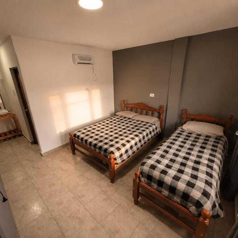 La Tía Rola - Habitación Familiar - 2