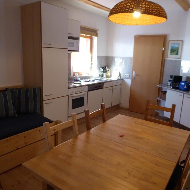 Birnhornblick - Three-Bedroom Apartment - 22