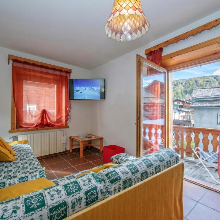 Martina Ski in - Ski out 50m - Happy Rentals - Apartment with Mountain View - 1