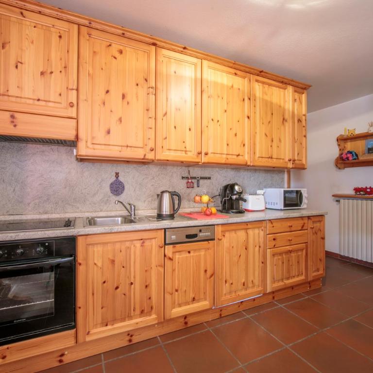 Martina Ski in - Ski out 50m - Happy Rentals - Apartment with Mountain View - 6