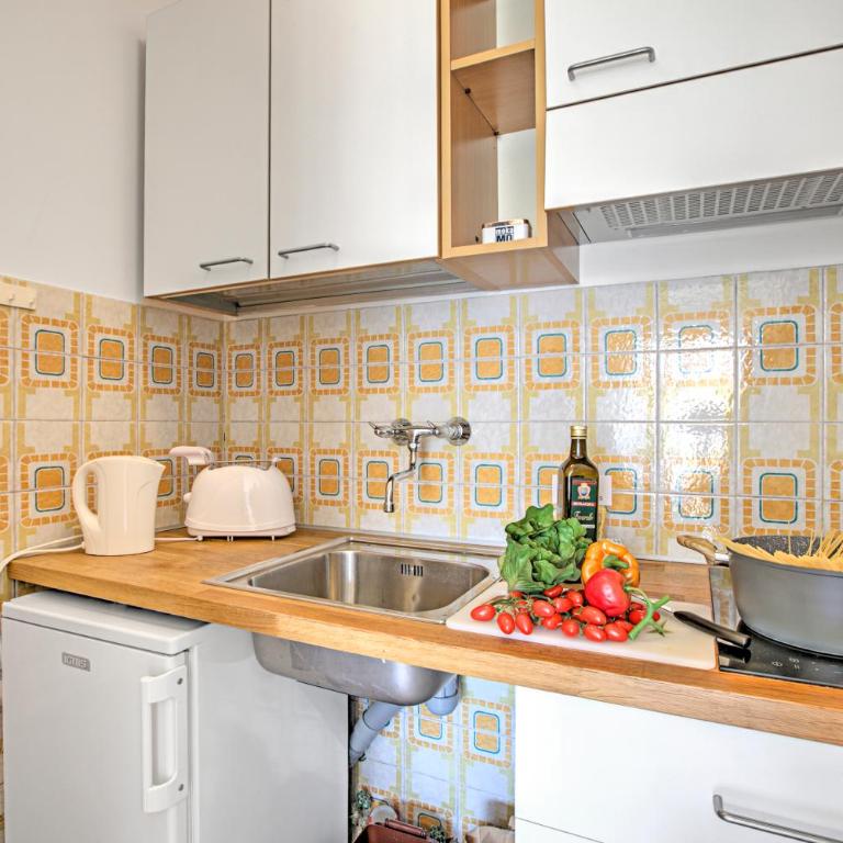 Casa Silvia 50m From The Lake - Happy Rentals - Appartamento con Balcone - 4