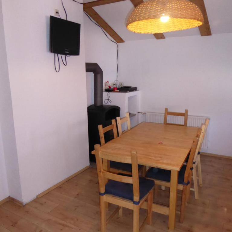 Birnhornblick - Three-Bedroom Apartment - 14