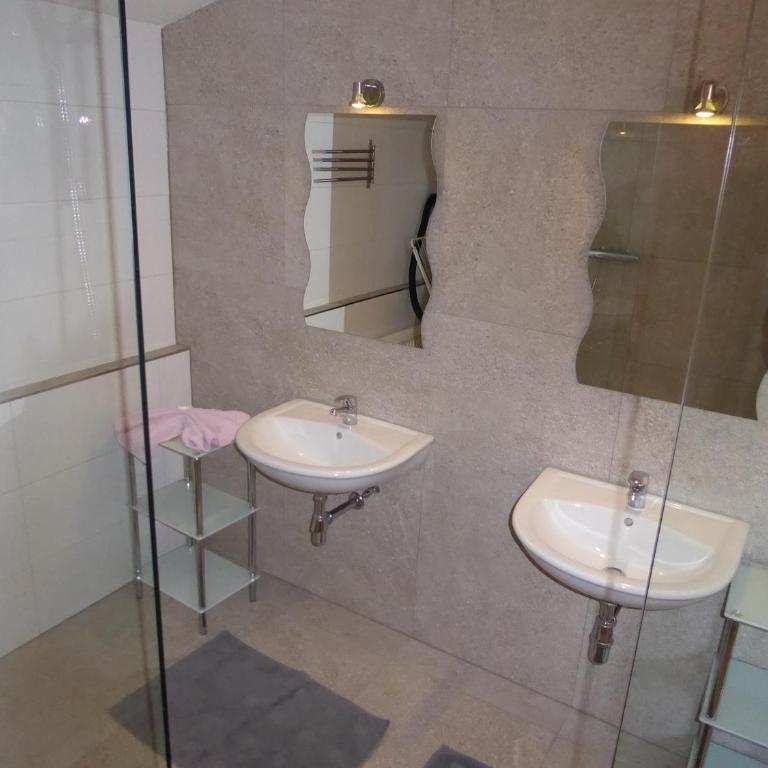 Birnhornblick - Three-Bedroom Apartment - 18