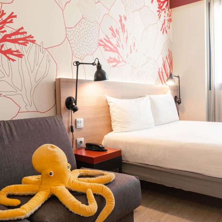 ibis Styles Barcelona City Bogatell - Habitación Familiar Estándar - 3
