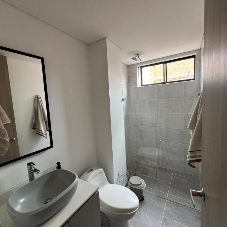 Apartment on Castellana - Two-Bedroom Apartment - 11