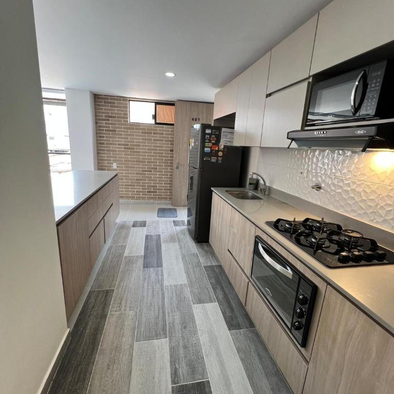 Apartment on Castellana - Two-Bedroom Apartment - 18