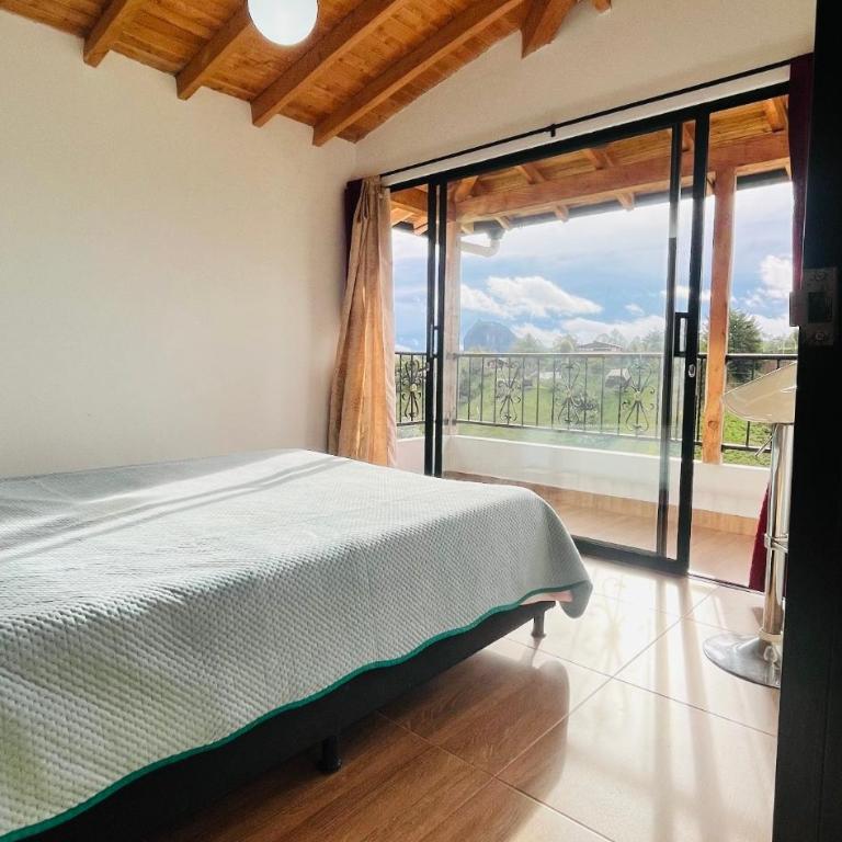 Apartamento La bonita guatape - Two-Bedroom Apartment - 14