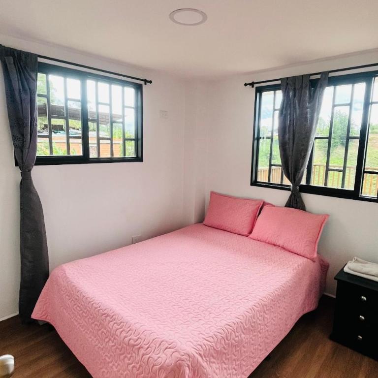 Apartamento La bonita guatape - Three-Bedroom Apartment - 13