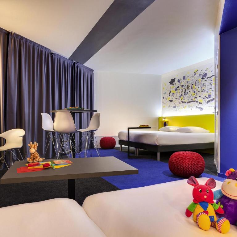 ibis Styles Nantes Centre Gare - Suite Familiale Standard avec 1 Lit double et Lits Jumeaux - 1