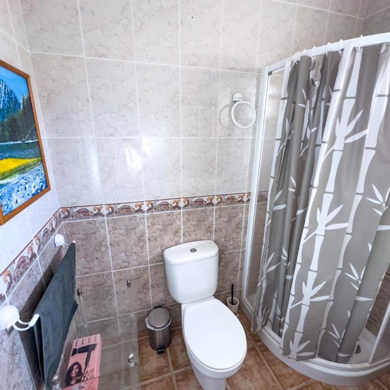 Bungalow and extra independent studio if more than 6 people - Maison 3 Chambres - 53