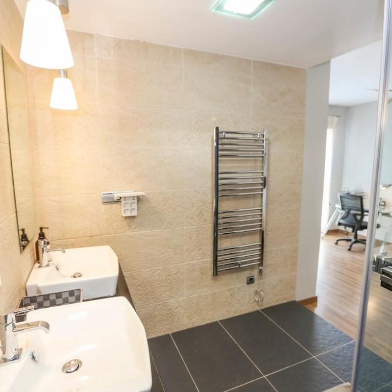 Stunning 2BR Apartment with Panoramic Sea Views - Two-Bedroom Apartment - 3