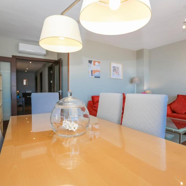 Stunning 2BR Apartment with Panoramic Sea Views - Two-Bedroom Apartment - 22