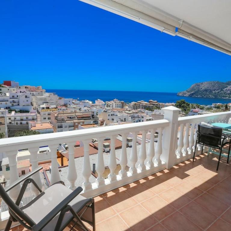 Stunning 2BR Apartment with Panoramic Sea Views - Two-Bedroom Apartment - 47