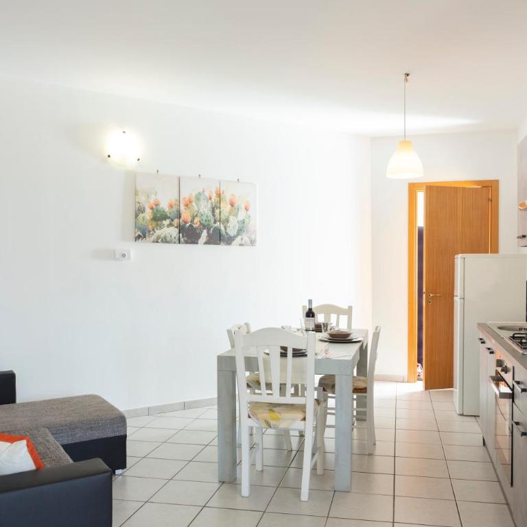 Salsedine e pini by Casavacanze di Angelo - Appartamento con Terrazza - 5