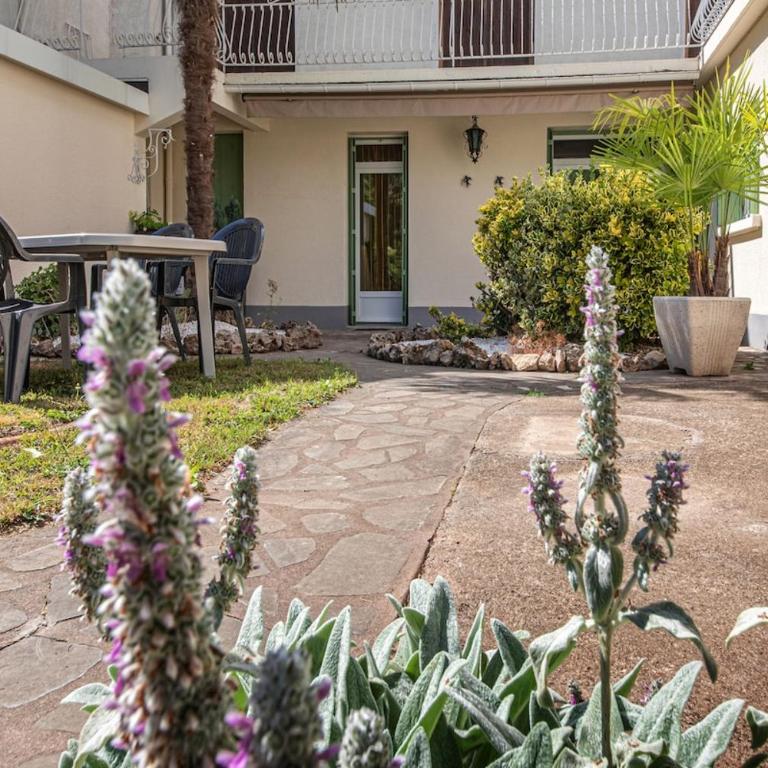 Maison avec jardin - Proche centre-ville - Casa con 1 Camera da Letto - 14