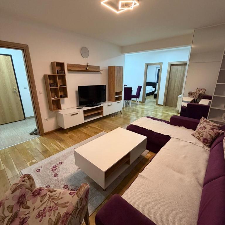Apartman Lala - Two-Bedroom Apartment - 1