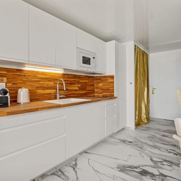Aurea Heliopolis - Vue Mer Exceptionnelle Face à la Plage - Appartement - 8