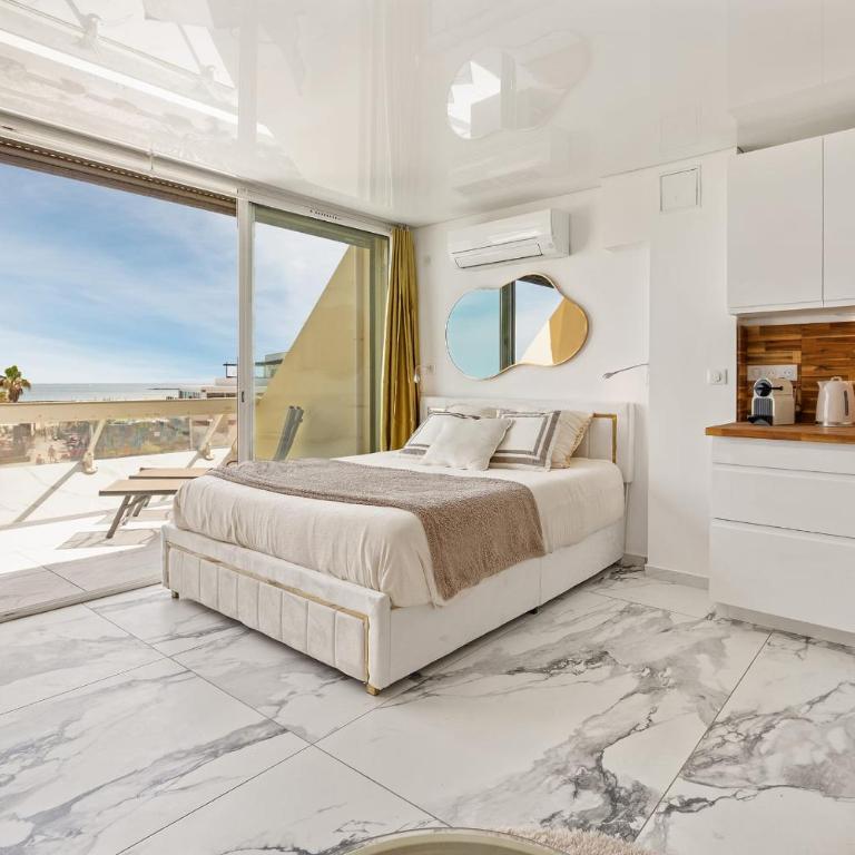 Aurea Heliopolis - Vue Mer Exceptionnelle Face à la Plage - Appartement - 14