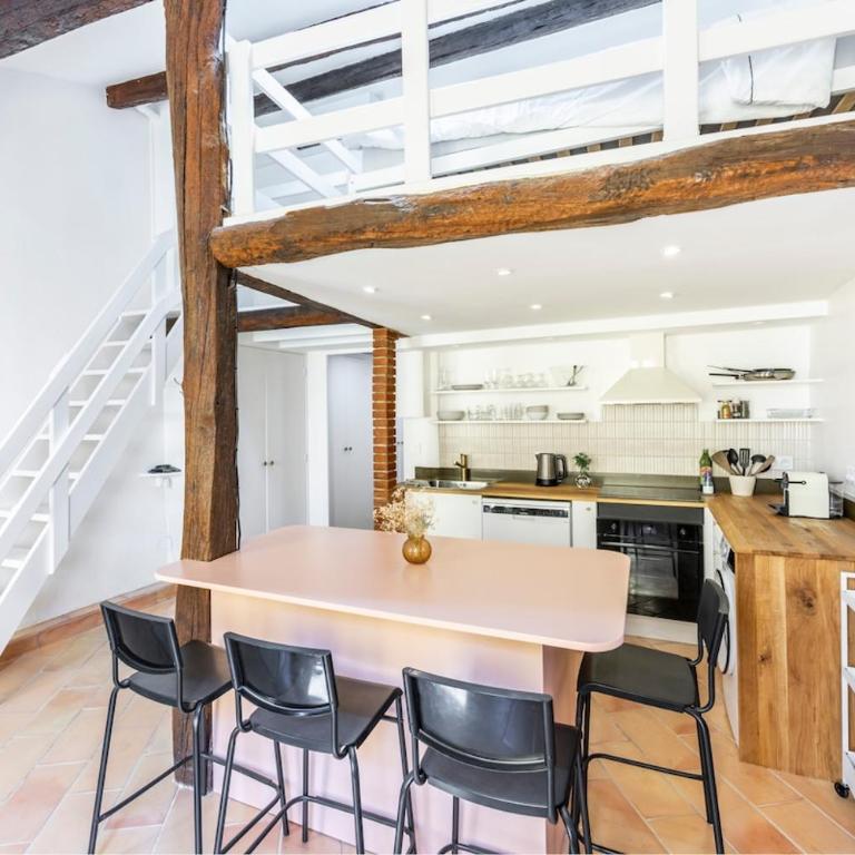 Stylish 2BR with AC Heart of Villefranche - Appartement 2 Chambres - 6