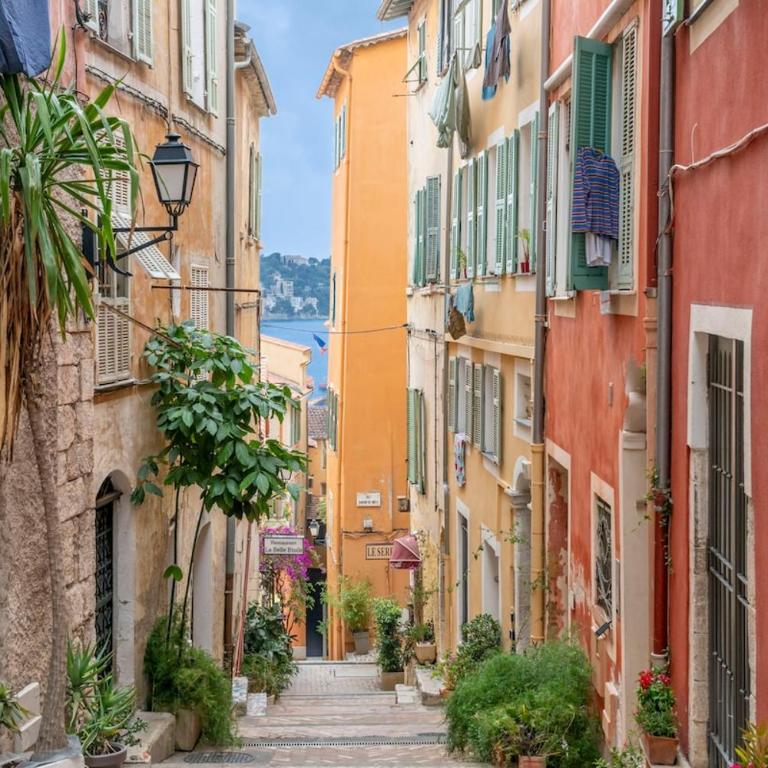 Stylish 2BR with AC Heart of Villefranche - Appartement 2 Chambres - 7