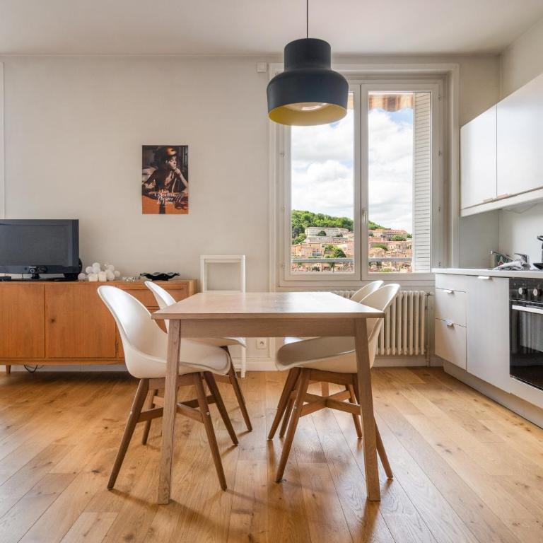Montcharmont - Appartamento Deluxe con 2 Camere da Letto e Balcone - 9