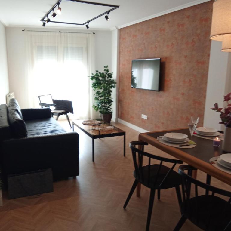 Apto diseño Gran terraza Sabiñánigo - Apartment mit 2 Schlafzimmern - 8